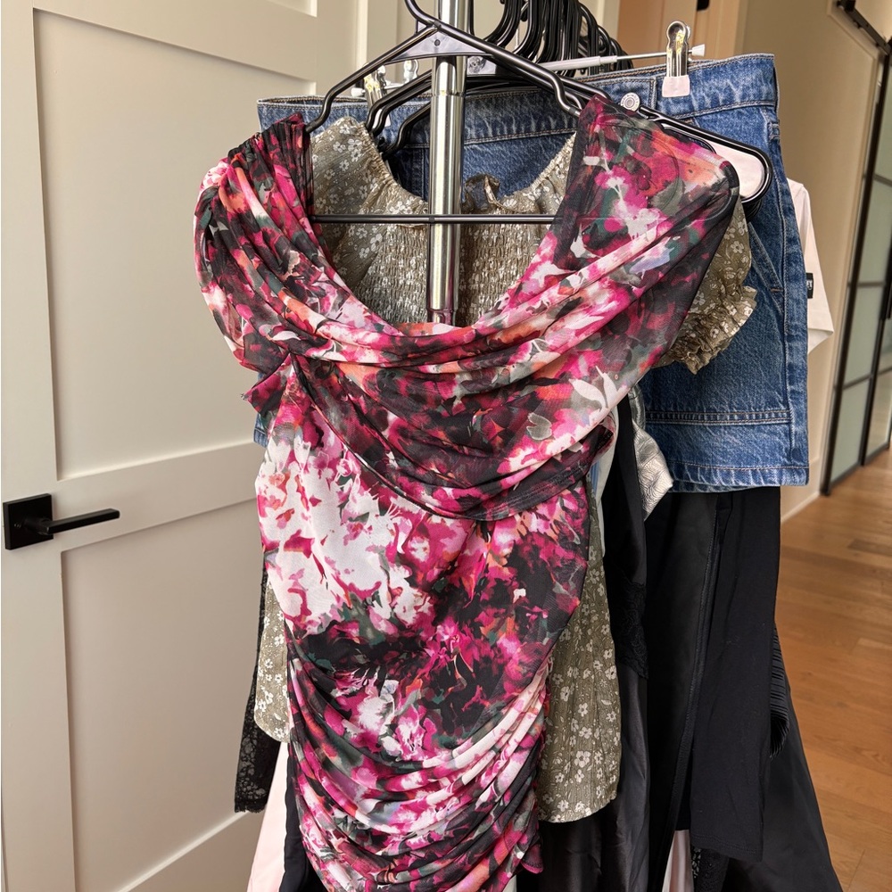Abercrombie & Fitch Multicolor Floral Top